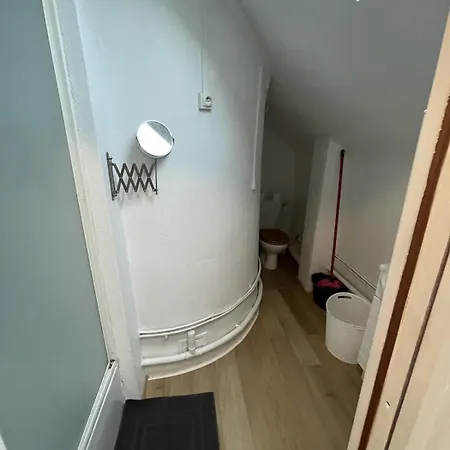 Cozy, Fully Equipped - Downtown - 4 People דירה רואן